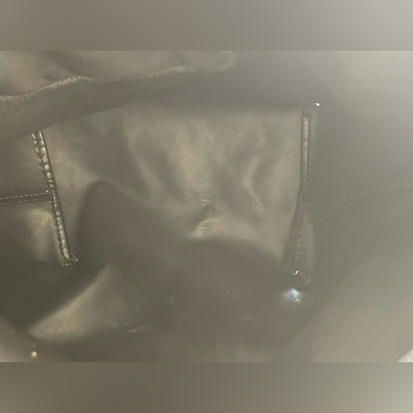 Longchamp medium shoulder bag - black leather handles and closure - *best offer* - Picture 6 of 9